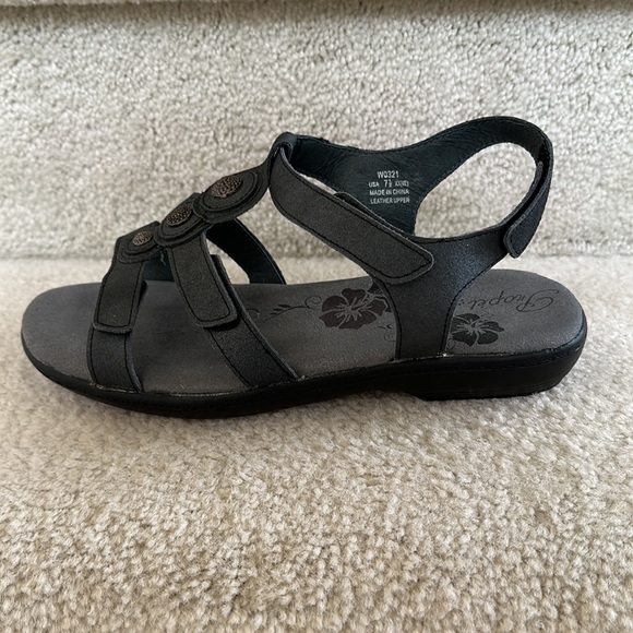 Propet OrthoLite Sandals - Picture 11 of 17